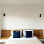 S A L - Village Flats * Canical (Madeira)