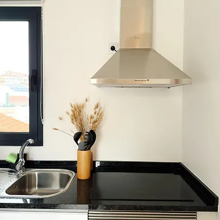 S A L - Village Flats