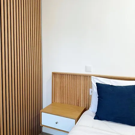 S A L - Village Flats * Canical (Madeira)