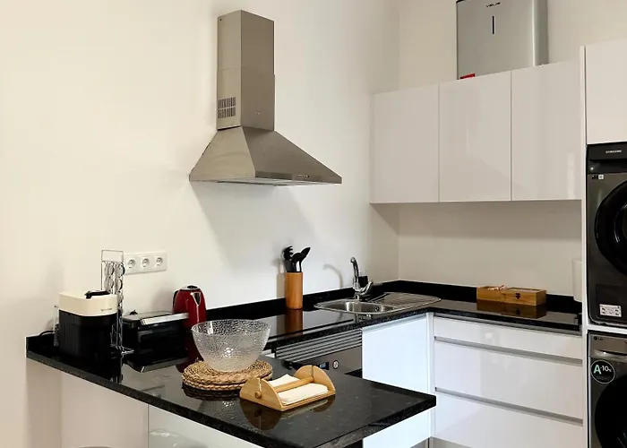 Apartment S A L - Village Flats *
